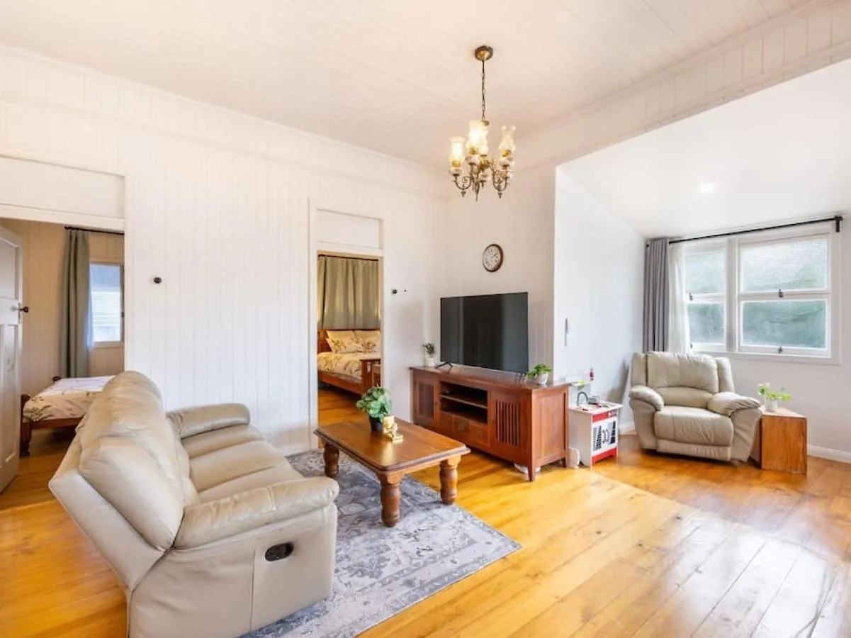 הוילה בריסביין Family Friendly Cozy 4Br House At Annerley בית נופש