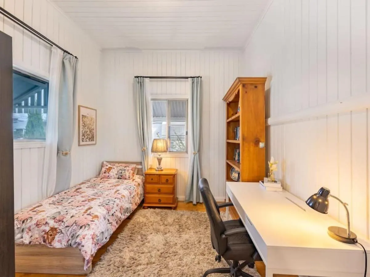 בית נופש הוילה בריסביין Family Friendly Cozy 4Br House At Annerley