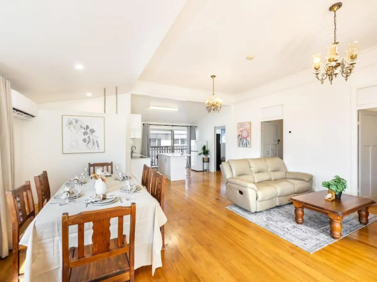 הוילה בריסביין Family Friendly Cozy 4Br House At Annerley 0*,
